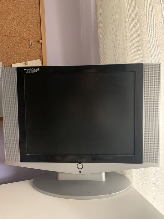 Tv Led 15” polegadas64170313317635120
