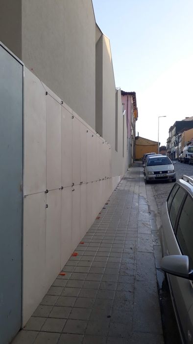 LADRILHADOR 10 euros M2