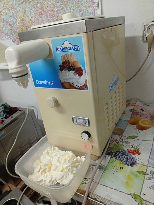 Automat,maszyna do bitej smietany Carpigiani Eco Vip