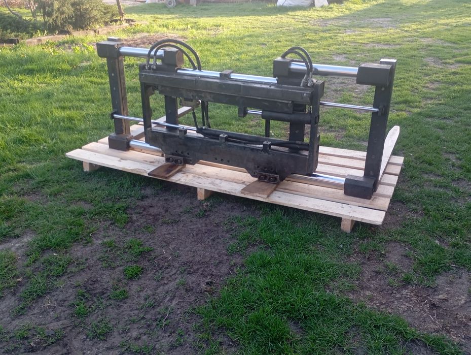 Pozycjoner  paletyzer wideł, widły hydrauliczne meyer 200cm 4 tony