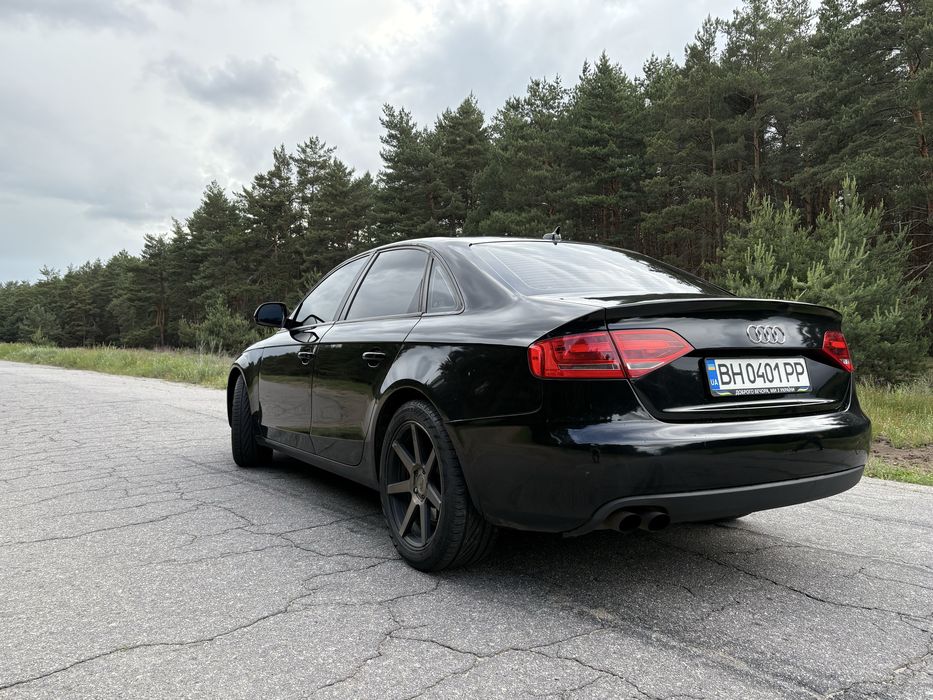 Продам авто audi a4b8