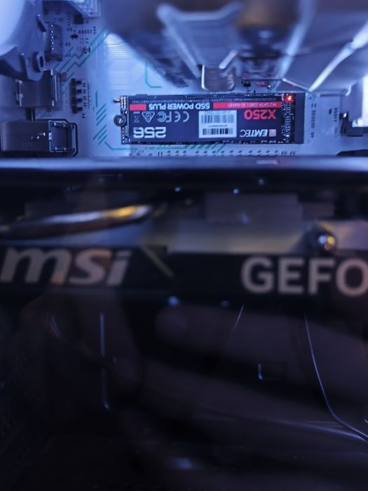 PC gaming com RTX 4060