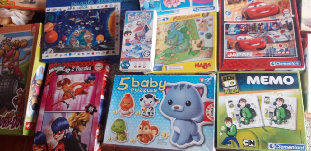 Conjunto de Puzzles Diversos Criança
