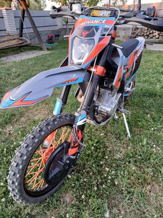 Kovi Advans  250