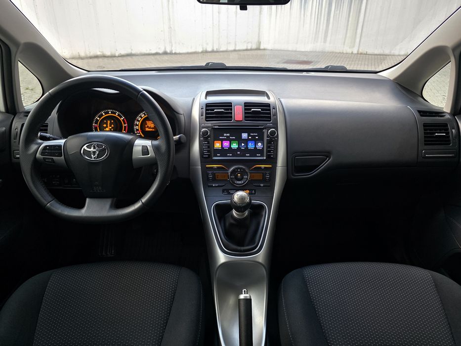 TOYOTA Yaris EXCLUSIVE 1.3VVT-i 100CV  - Excepcional