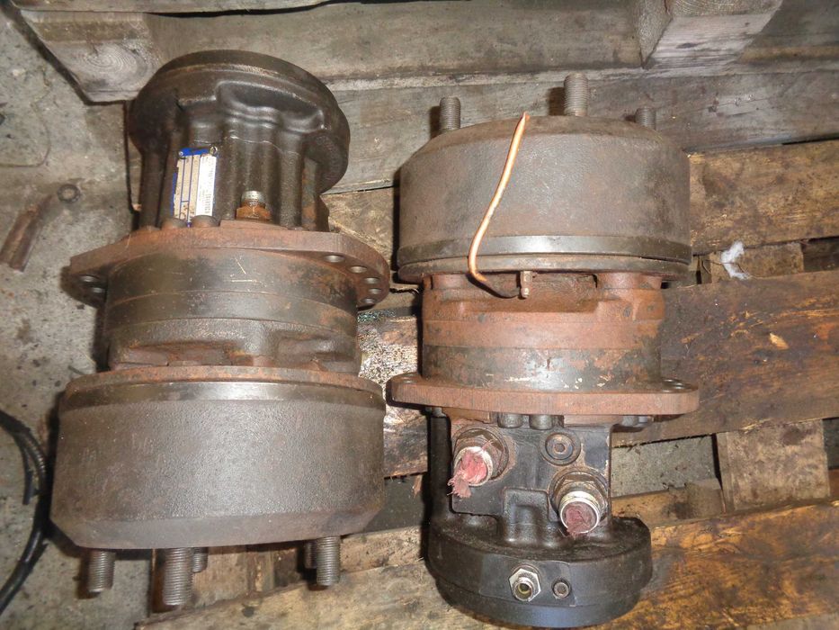 Hydromotor silnik hydrauliczny jazdy POCLAIN MS02-1-12G ze zwolnicą
