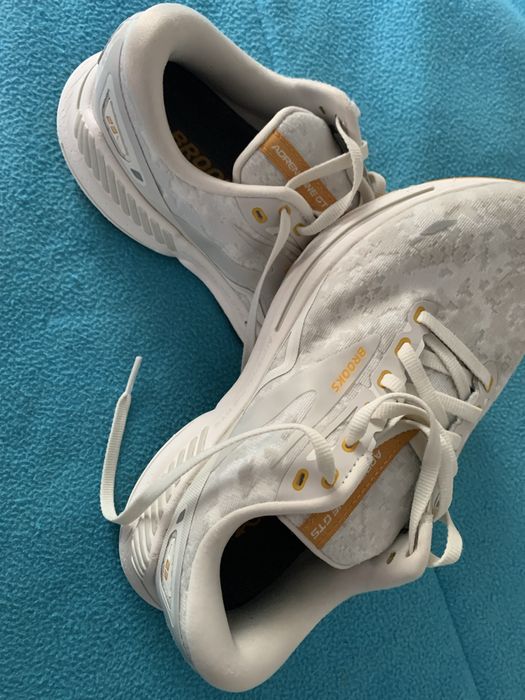 Tenis Brooks , modelo adrenaline gts 23