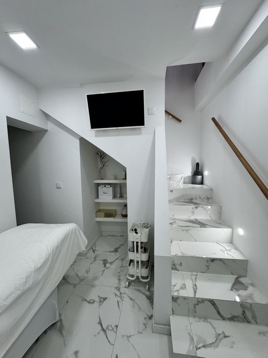 Aluguer de loja ( so o espaco)