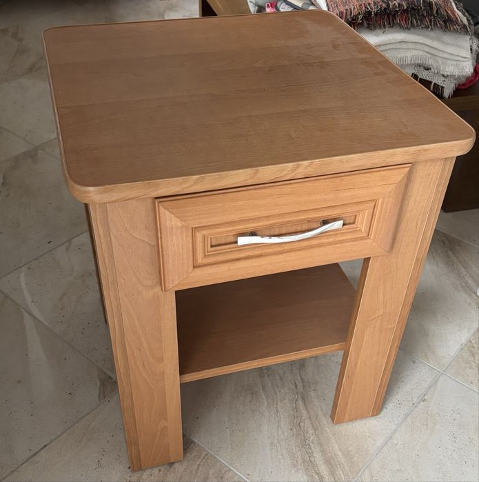 Stolik nocny szafka stan bdb solidny na lata ew zamiana na akwarium