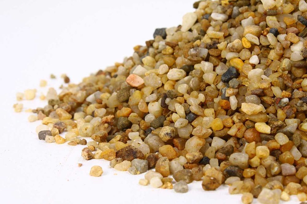 Żółty, bursztynowy piasek, żwirek kwarcowy do akwarium 2-3mm 25kg
