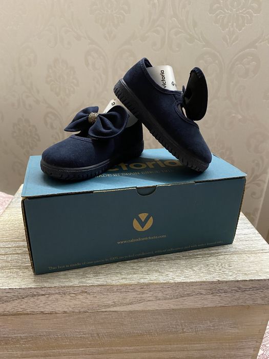 Merceditas Victoria 23