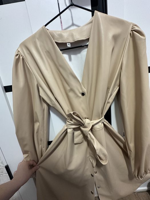 Плаття з еко шкіри