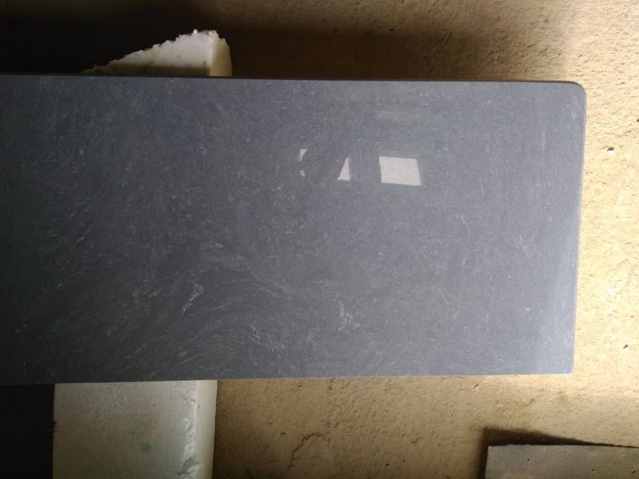 parapety aglomarmur