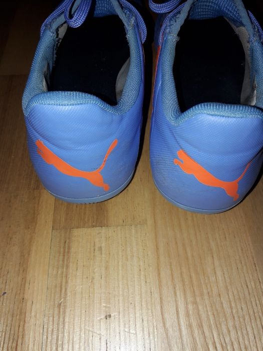 korki piłkarskie PUMA FUTURE PLAY roz 40.5