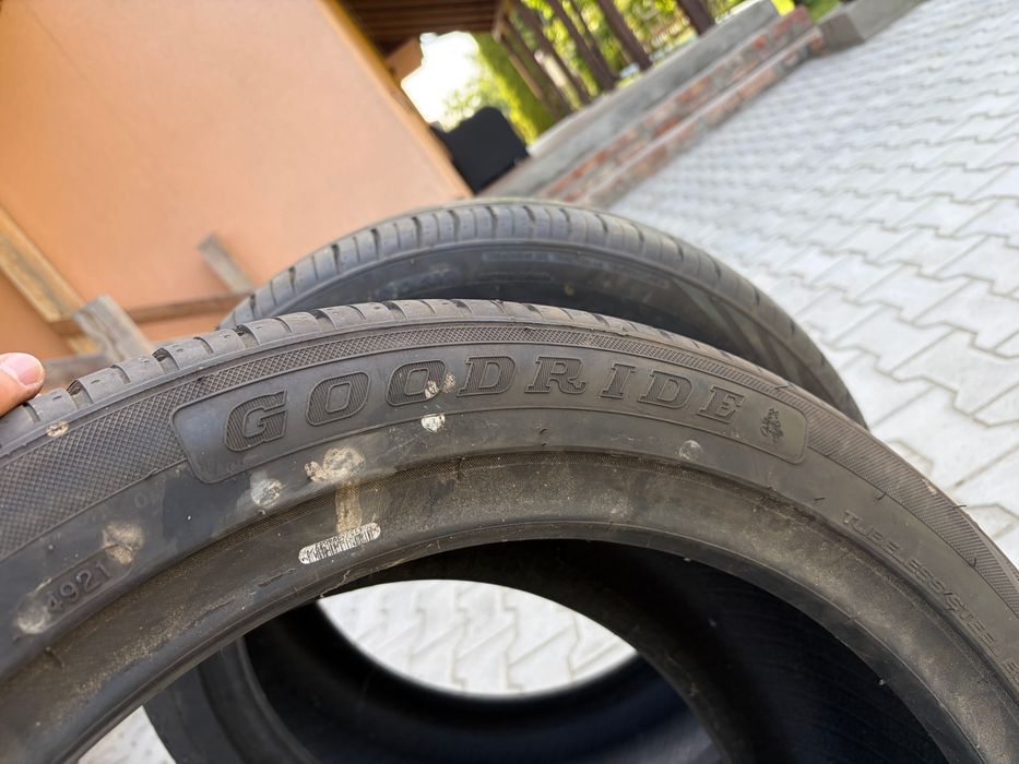 Sprzedam letnie opony goodride 245/45/19 w dobrym stanie