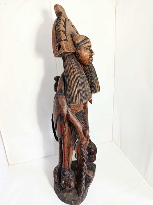 Escultura de Madeira Guerreiro