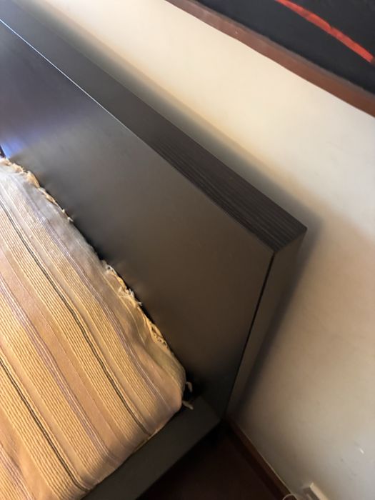 Cama IKEA com estrado e colchão