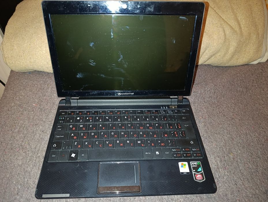 Продам нетбук Packard bell