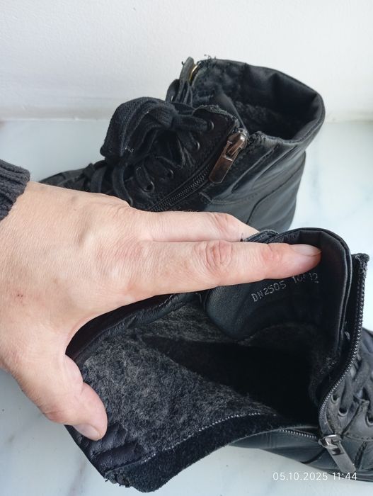 Чоботи,ботинки, черевики для хлопчика