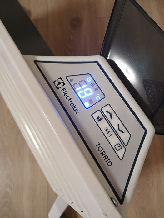 Конвектор Electrolux 1500w неробочий