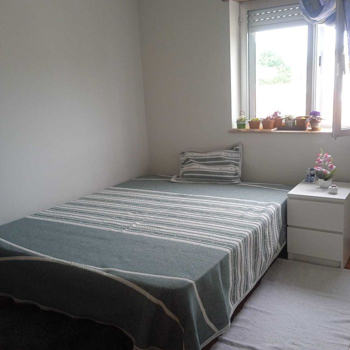 Quarto Completo Moderno Como Novo – Oportunidade