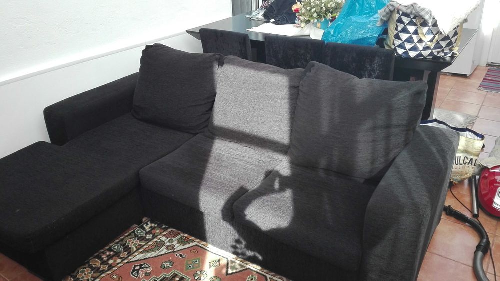 Sofá com chaiseloung, usado em bom estado. NÃO faço ENTREGAS. 150€