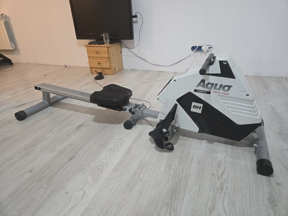 Wioślarz ergometr,  sprawny ale nie naładniejszy :)