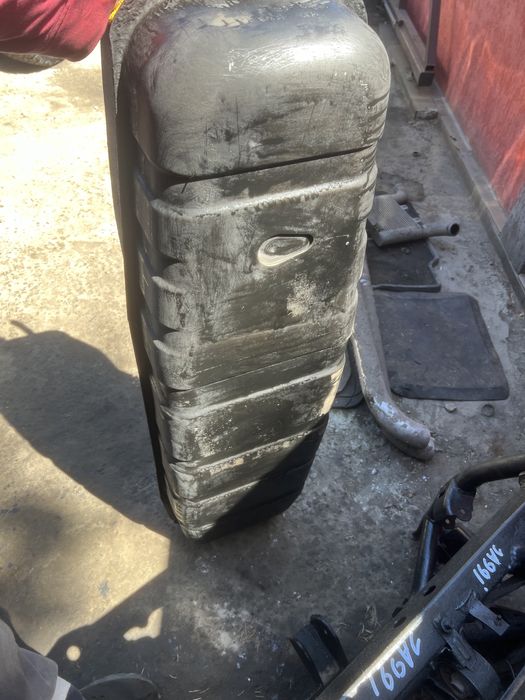 Бак бензобак ford explorer 2 год 2001 эксплорер форд