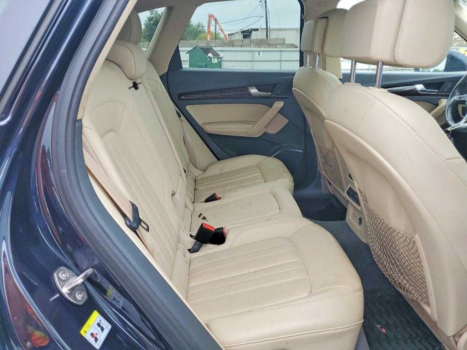 Audi Q5 2019 Premium Plus /