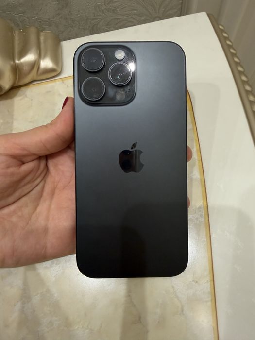 Айфон 16 pro max 512 gb батарея 100%