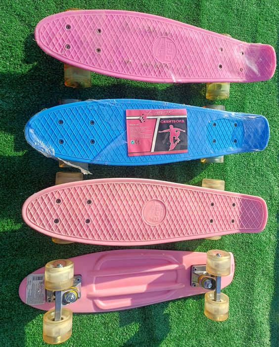 Пеніборди , скейти, шоломи