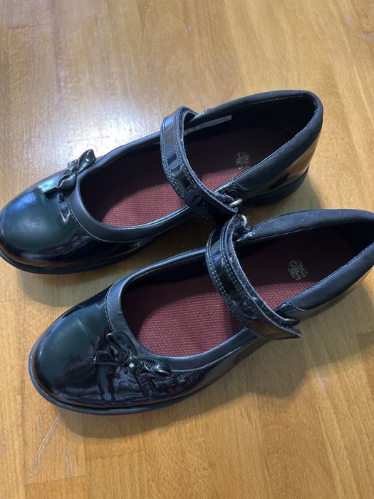 Туфлі дитячі Clarks 35 розмір
