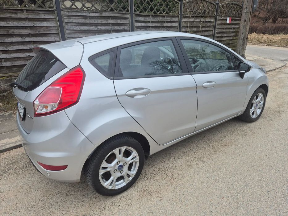 Ford Fiesta Mk7 Lift 2015r 1.4 benzyna 96KM Salon Polski 100% bezwypadkowy zadbany