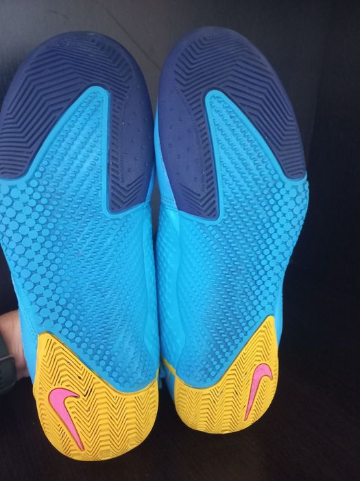 Футзалки nike 40,5 розмір 25,5 см устілка