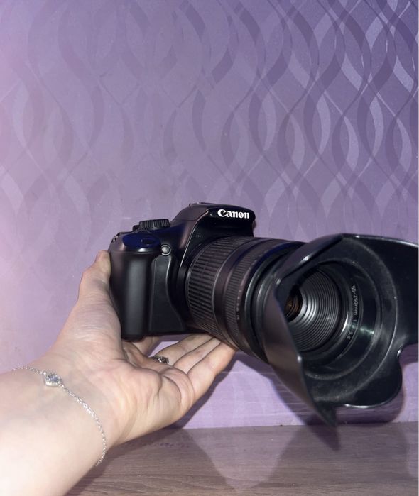 Фотоапарат canon 1100d