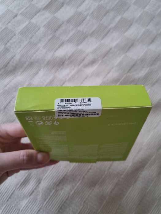 Беспроводная зарядка Samsung EP-PG9201.новая