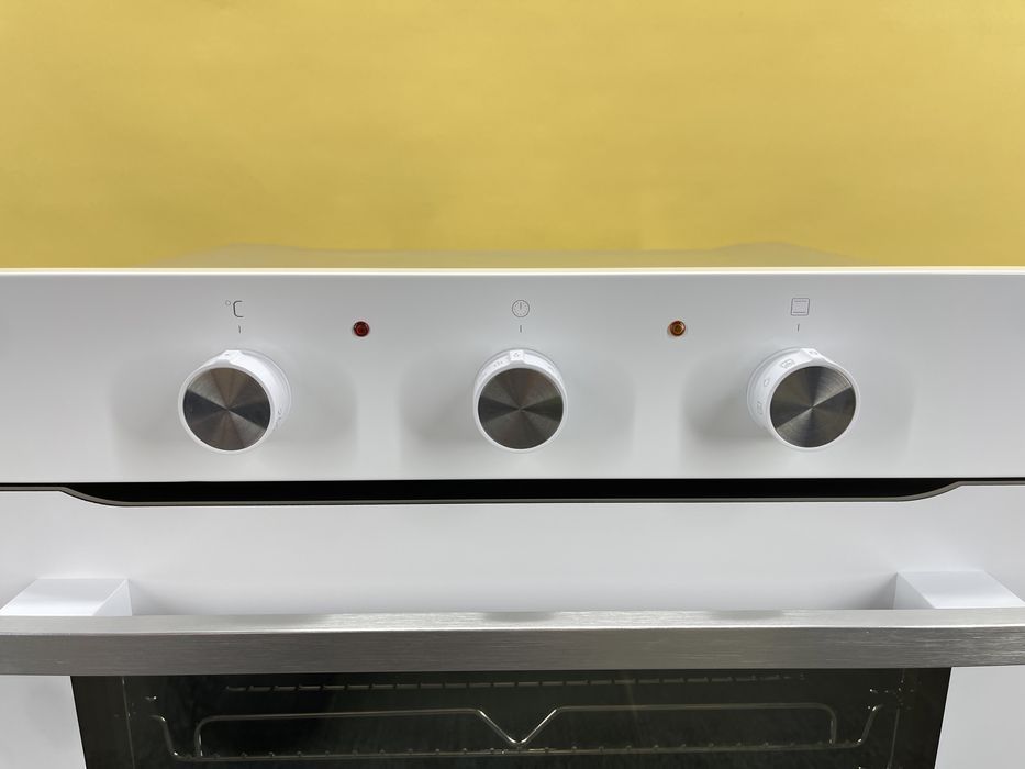 Духовой шкаф электрический встраиваемый Amica ED06209W FINE Premium EU