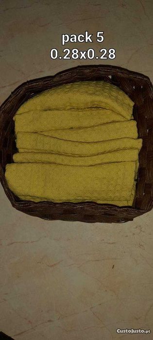 Conjunto de 5 panos 0.28x0.28 "novo", da Yves Rocher