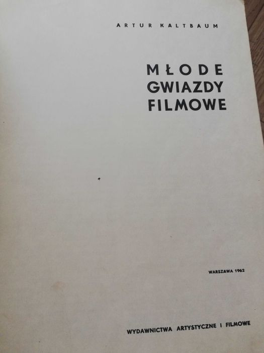 ksiazka: ,,Mlode gwiazdy"