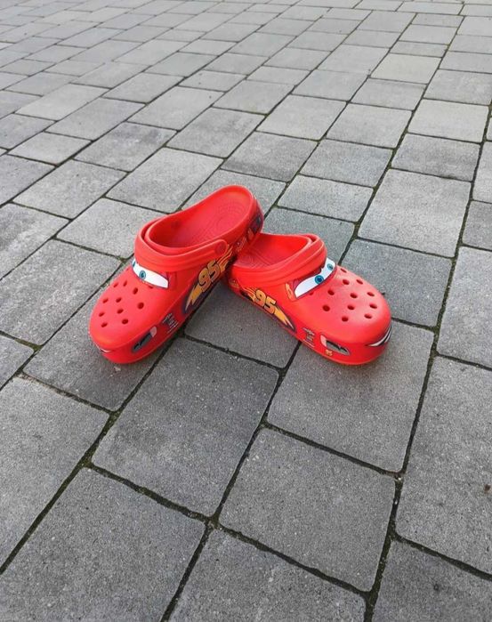 Crocs lighting McQueen