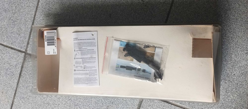 Candeeiro novo em caixa