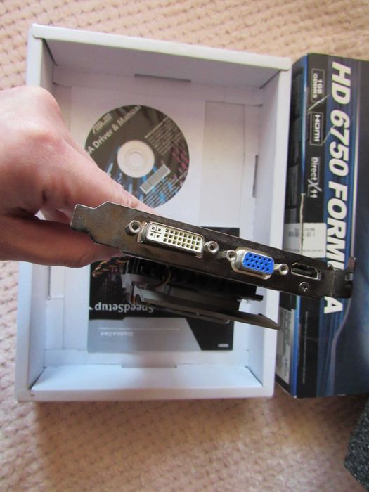 Asus PCI-E Radeon HD 6750 1Gb DDR5(128bit) (700/4000) (DVI,HDMI,D-Sub)