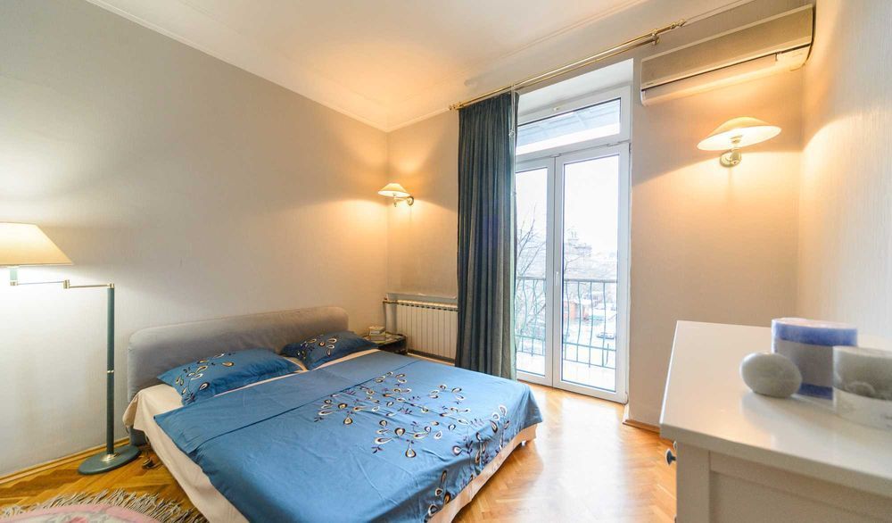 2к Центр Метро Олімпійська Ділова Димитрова простора квартира подобово