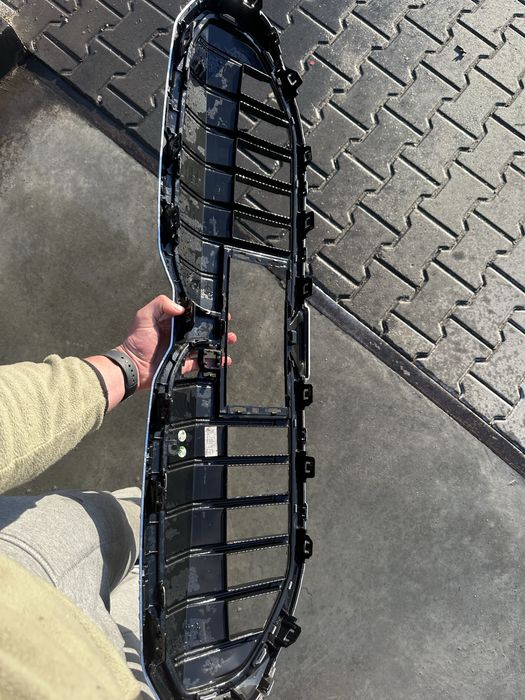 Решітка Bmw i5,оригінал,ідеальний стан