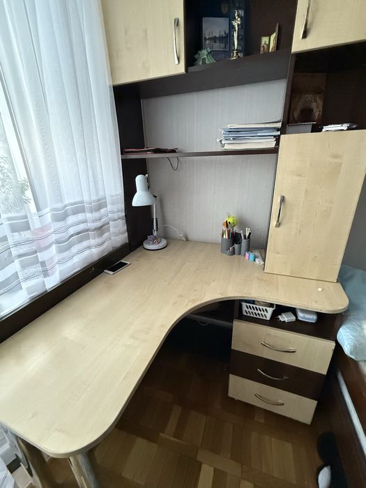 Стіл кутовий стан ідеальний