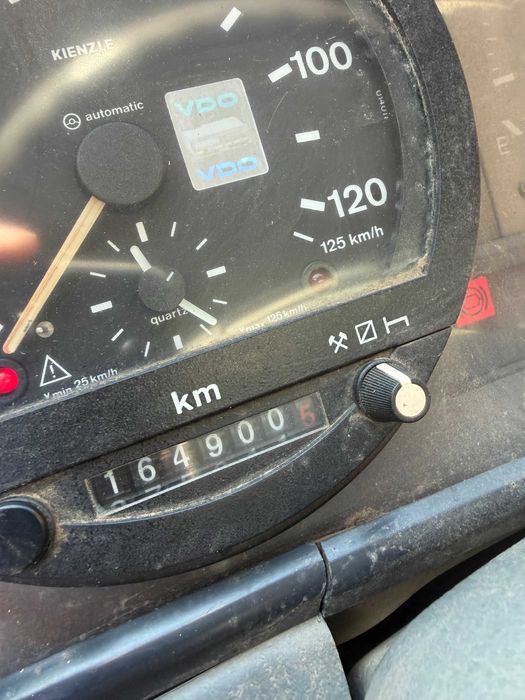 Carrinha Mitsubishi Canter Tribasculante 3.9CC 7.5T