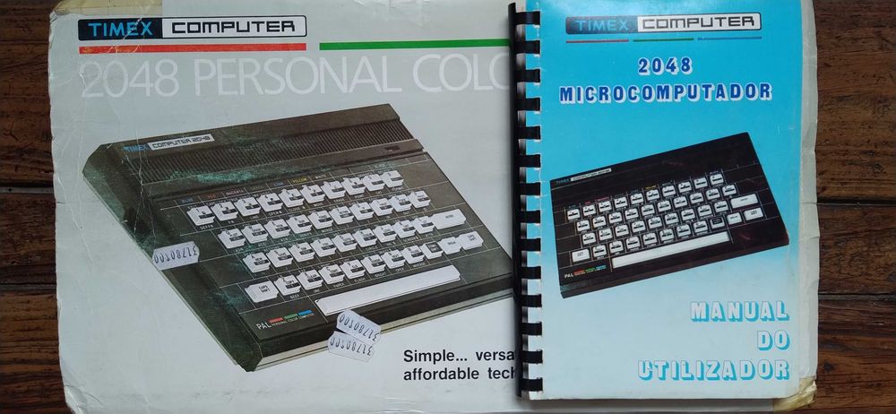 Computador TIMEX 2048 na caixa com todos os acessórios mais leitor gravador de cassetes