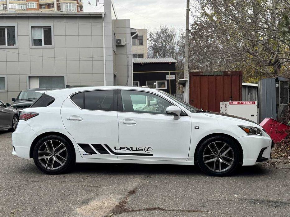 Lexus CT Hybrid 2016