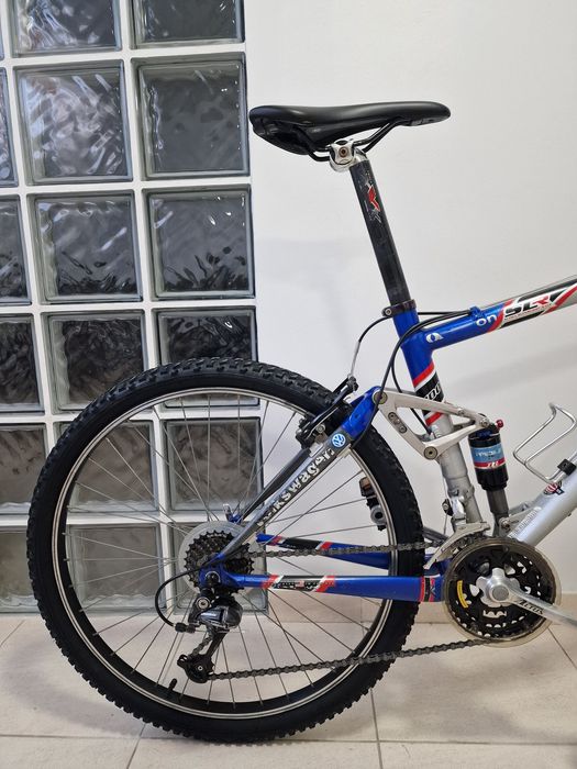 Bicicleta MTB TREK SLR 100 Full Suspension Roda 26