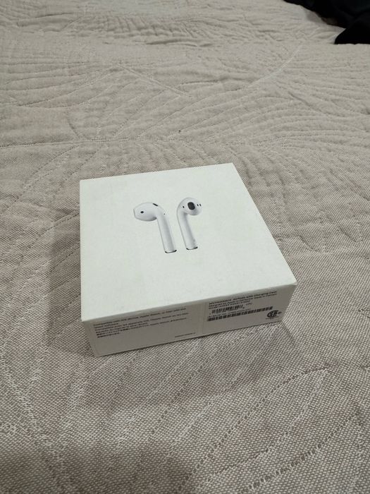 AirPods original б/в
